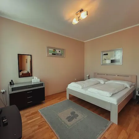 Rohac Otel Trstená